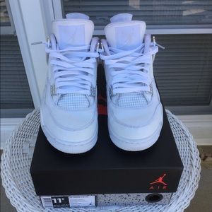 Jordan 4 Pure Money